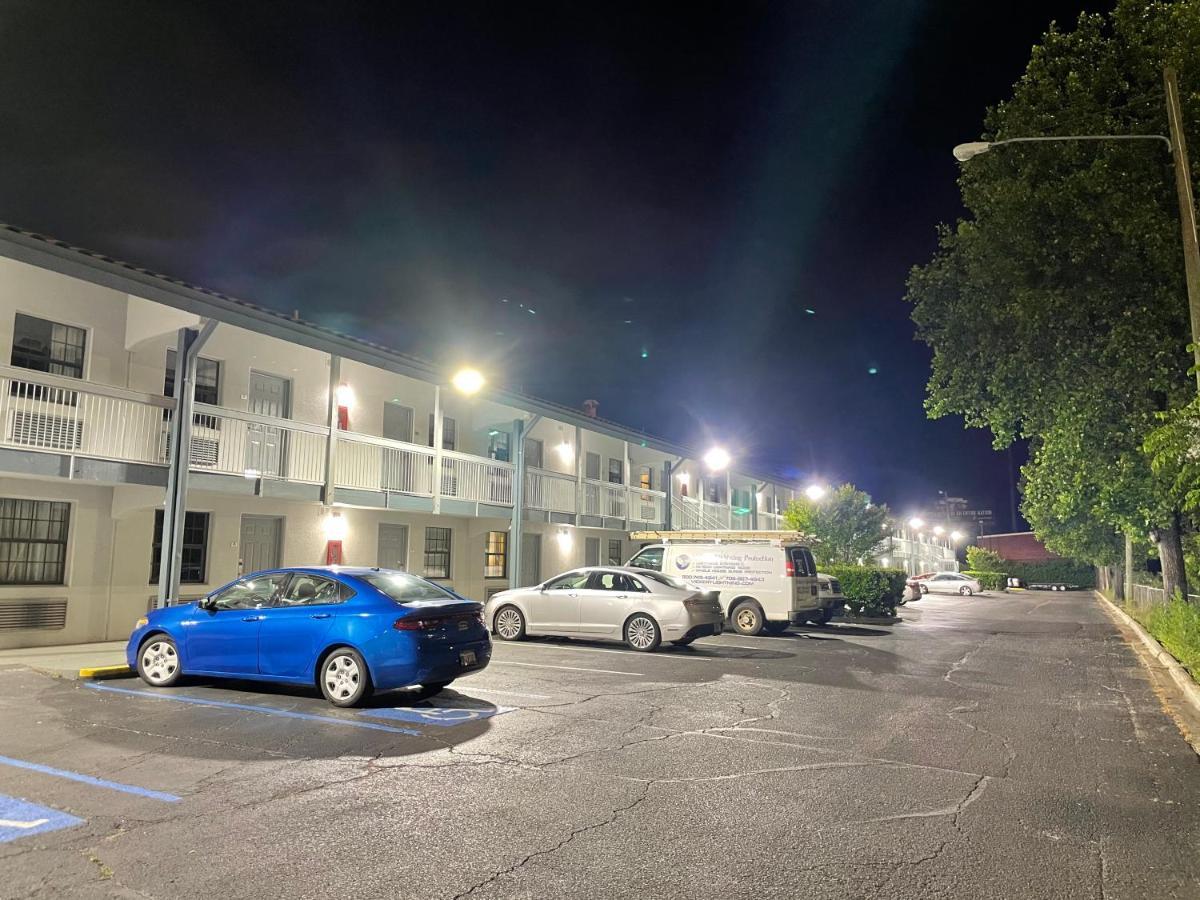 Travelodge By Wyndham Tuscaloosa Kültér fotó