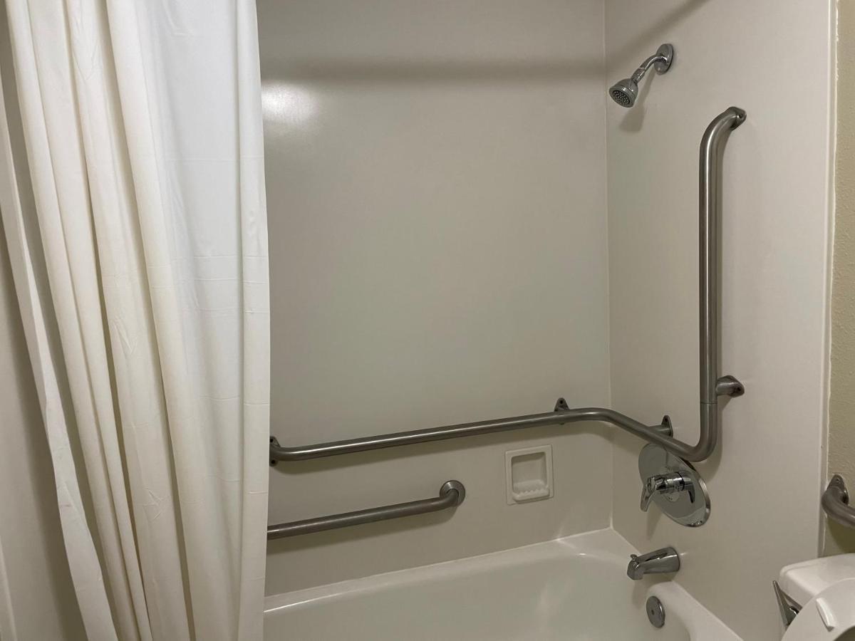 Travelodge By Wyndham Tuscaloosa Kültér fotó