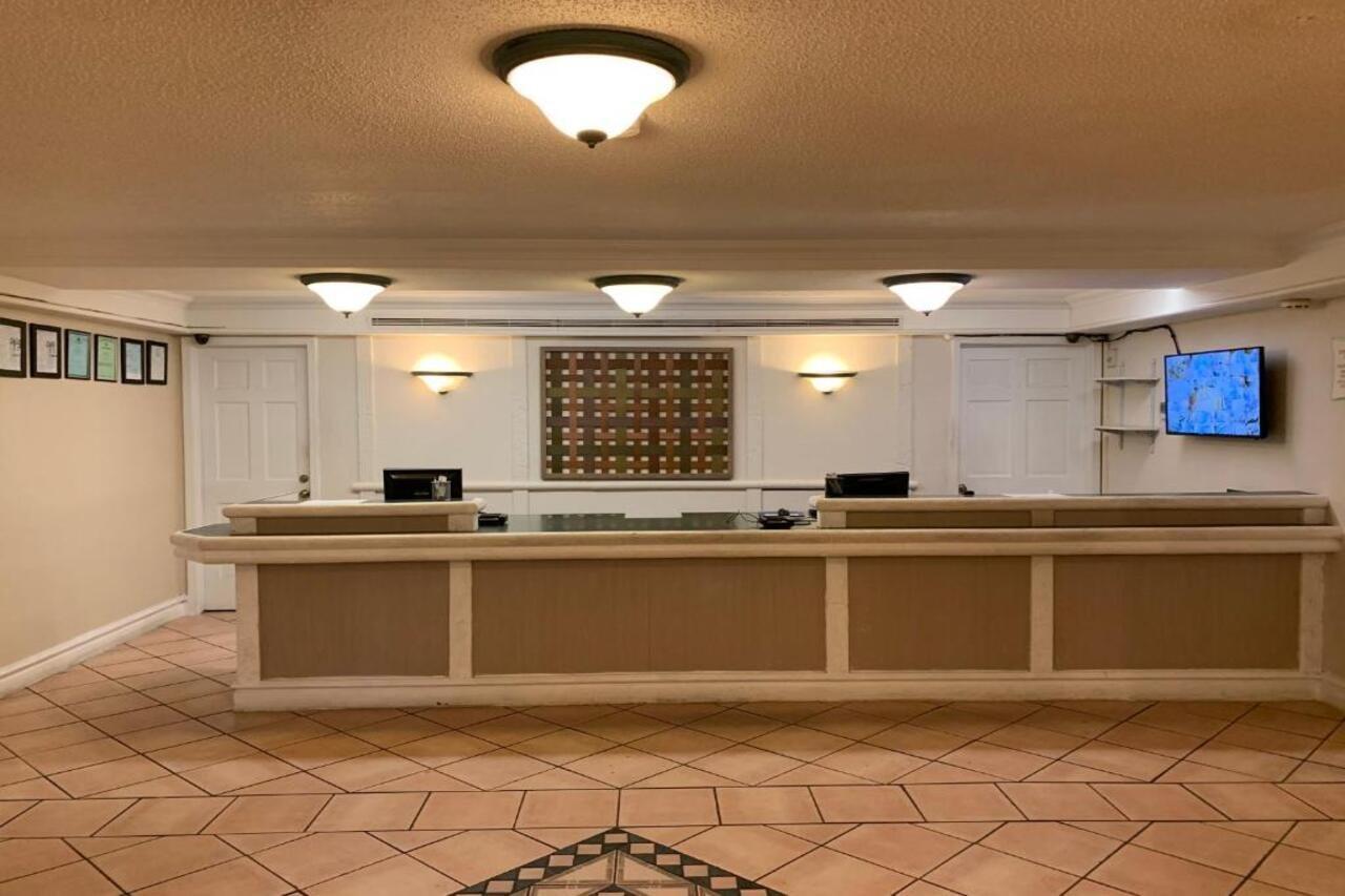 Travelodge By Wyndham Tuscaloosa Kültér fotó