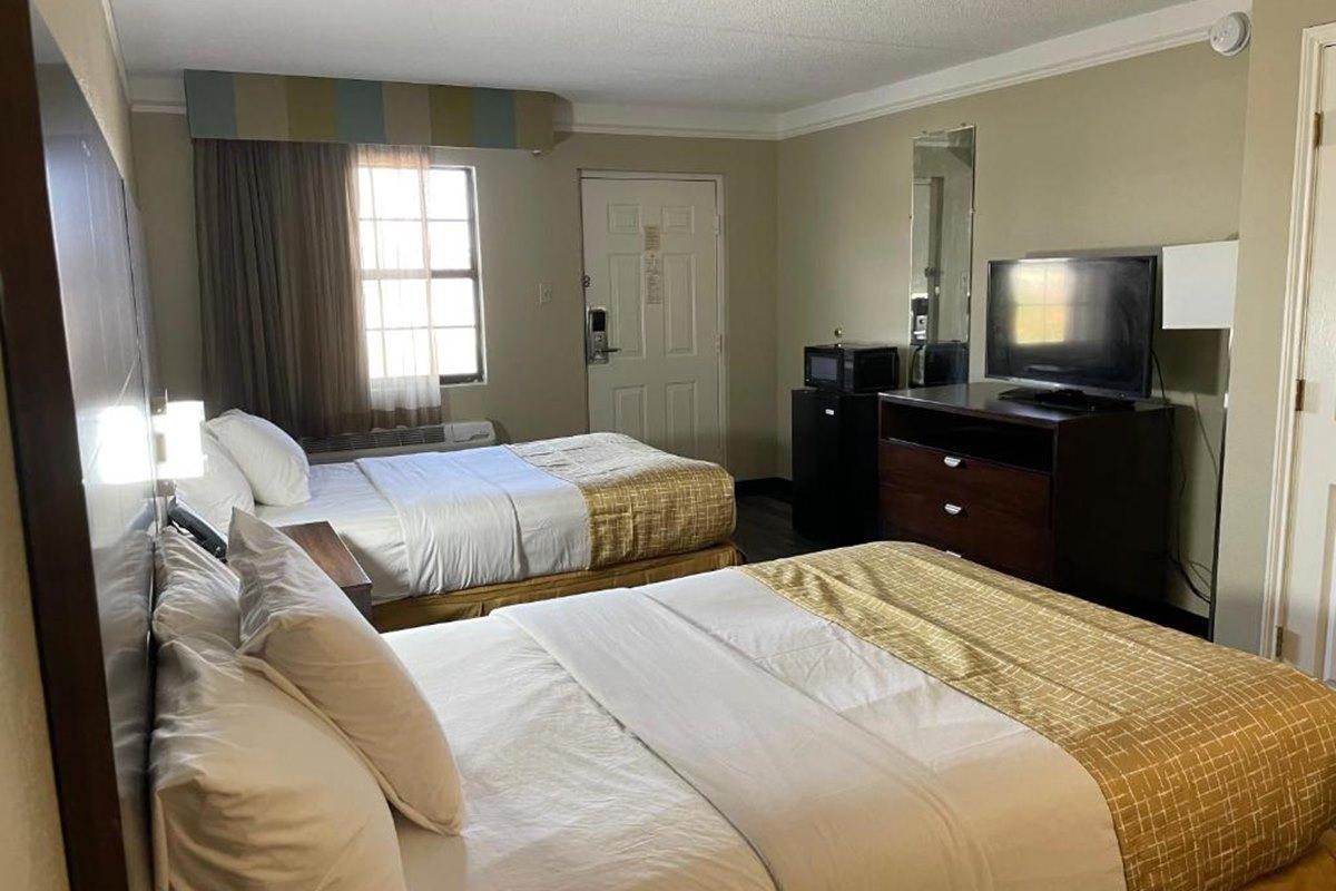 Travelodge By Wyndham Tuscaloosa Kültér fotó