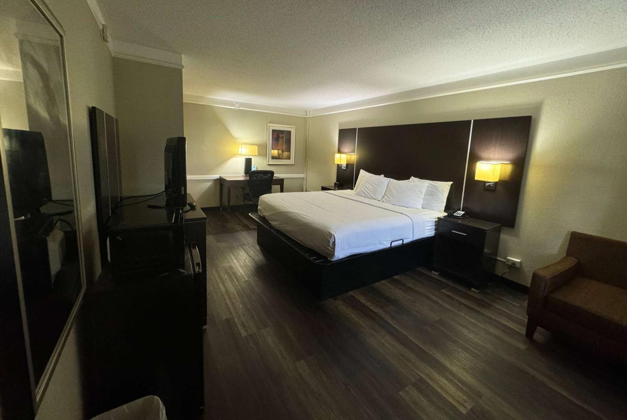 Travelodge By Wyndham Tuscaloosa Kültér fotó