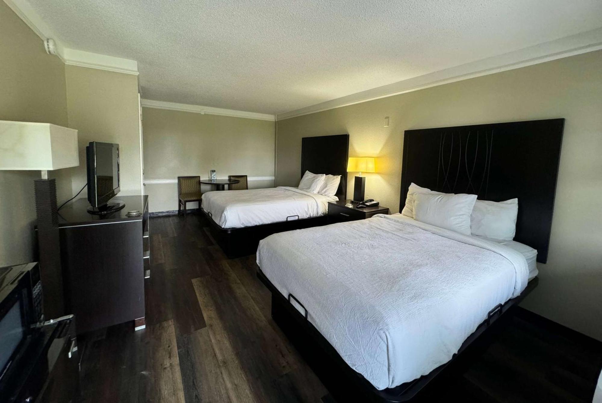 Travelodge By Wyndham Tuscaloosa Kültér fotó