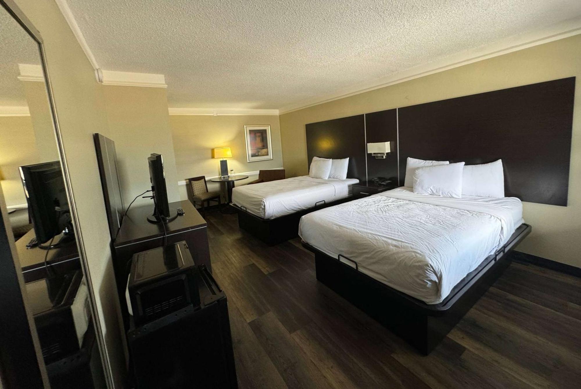 Travelodge By Wyndham Tuscaloosa Kültér fotó