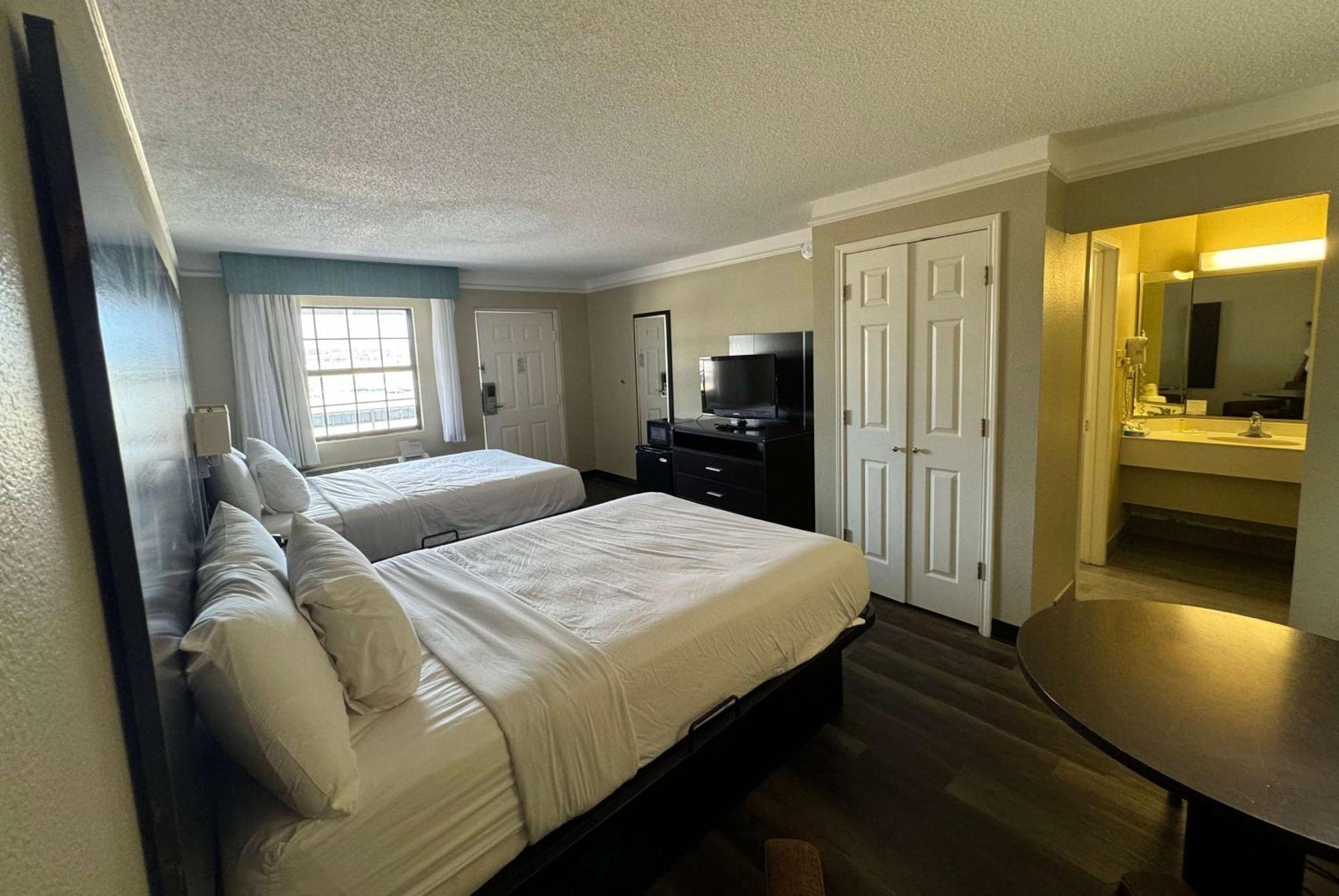 Travelodge By Wyndham Tuscaloosa Kültér fotó