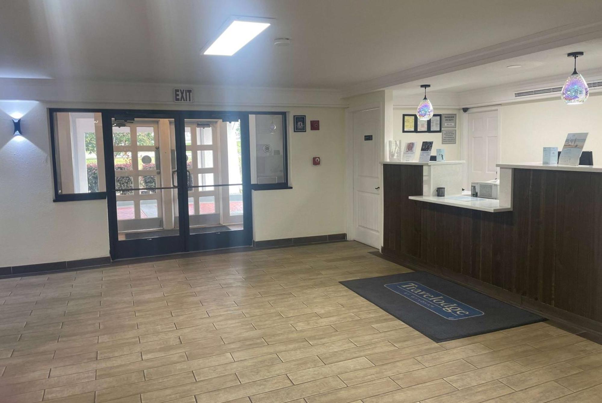 Travelodge By Wyndham Tuscaloosa Kültér fotó