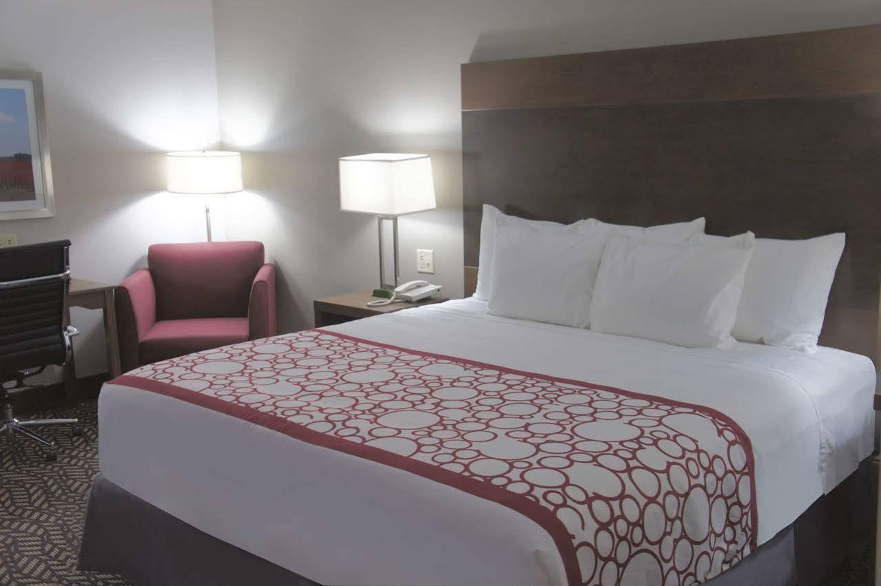 Travelodge By Wyndham Tuscaloosa Kültér fotó